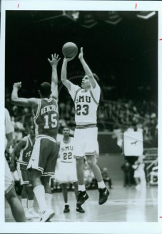 Chad Allen #23 Gerald Lewis #22