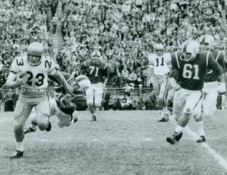 1958 Tom Koening Closes in on Georgia Tech Runner